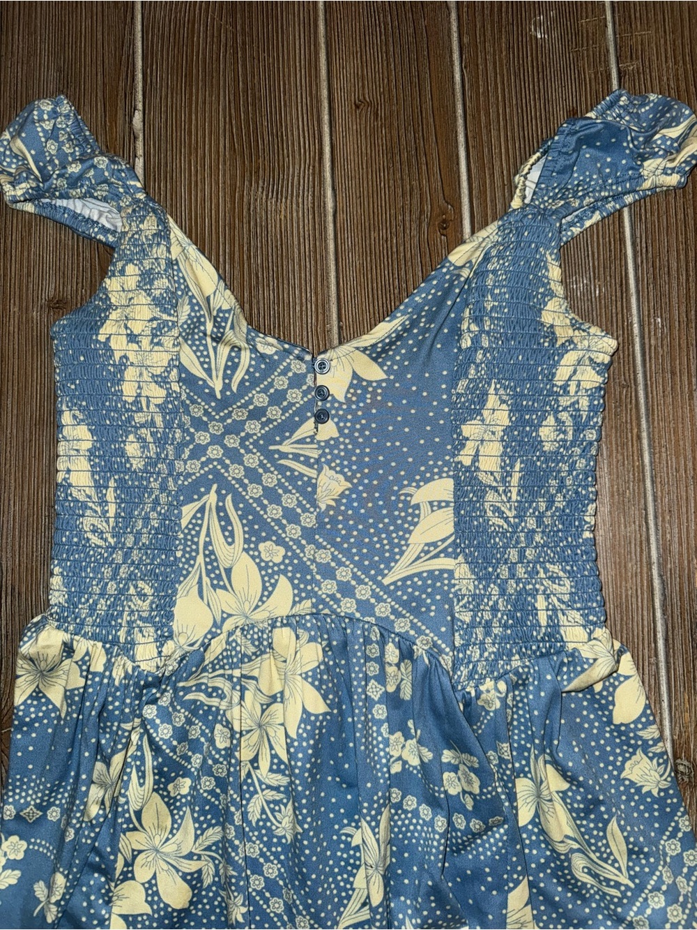 Urban Outfitters Smocked Floral Midi Dress with Ruffle Hem - Picture 4 of 8